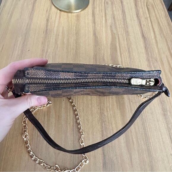 ✅AUTHENTIC✅LOUIS VUITTON TRUTH EBENE POUCH - Picture 8 of 14